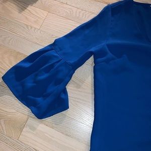 Bell sleeve blue blouse